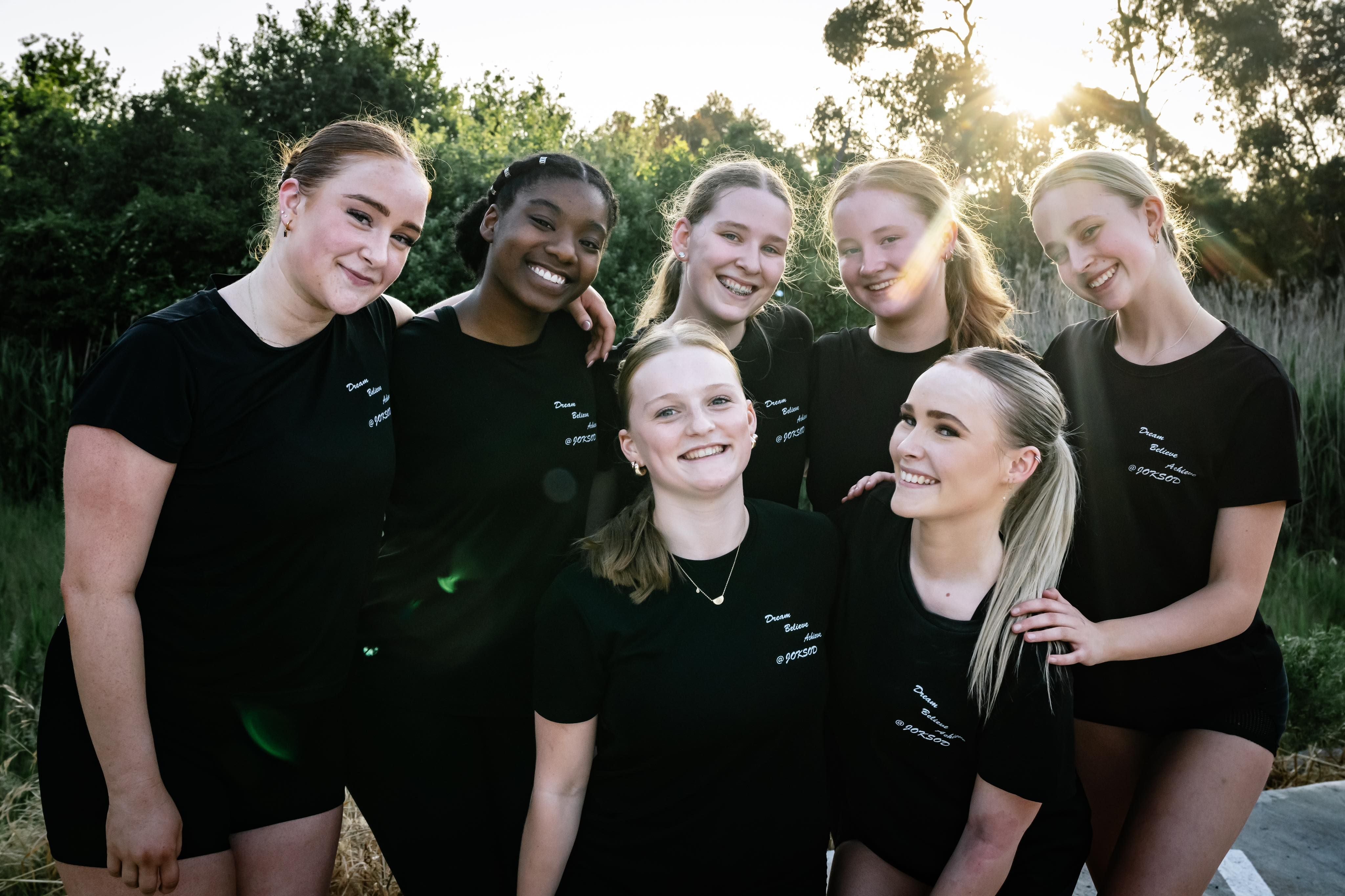 Congratulations to our Yr12 graduates 2023 Congratulations to our Yr12 graduates 2023